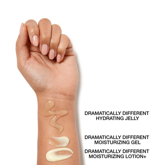 NWT Clinique Dramatically Different Hydrating Jelly 115 ml with pump - Picture 12 of 14